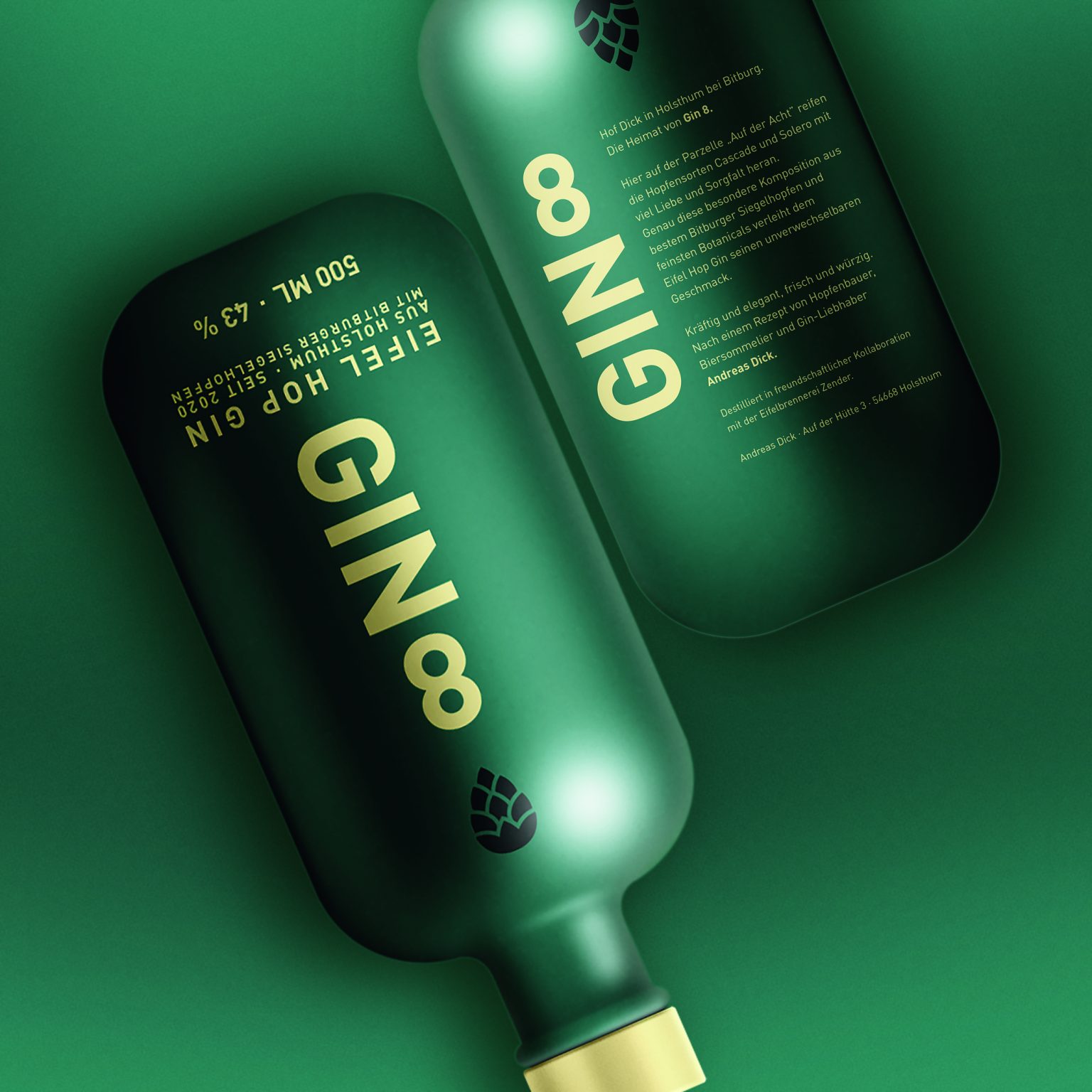Gin 8 Flasche mit grünem Hintergrund vorne und hinten